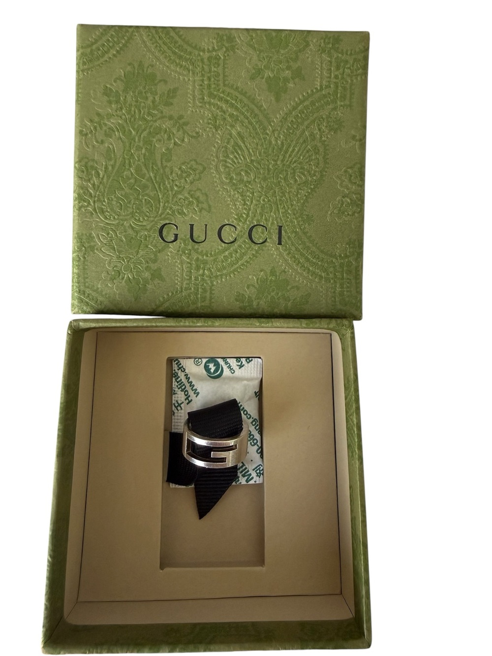 Gucci- AUTHENTIC 🍀 925 Silver Ring Size 6